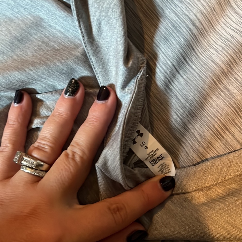 Womens Large Long sleeve under armour shirt - Picture 4 of 4